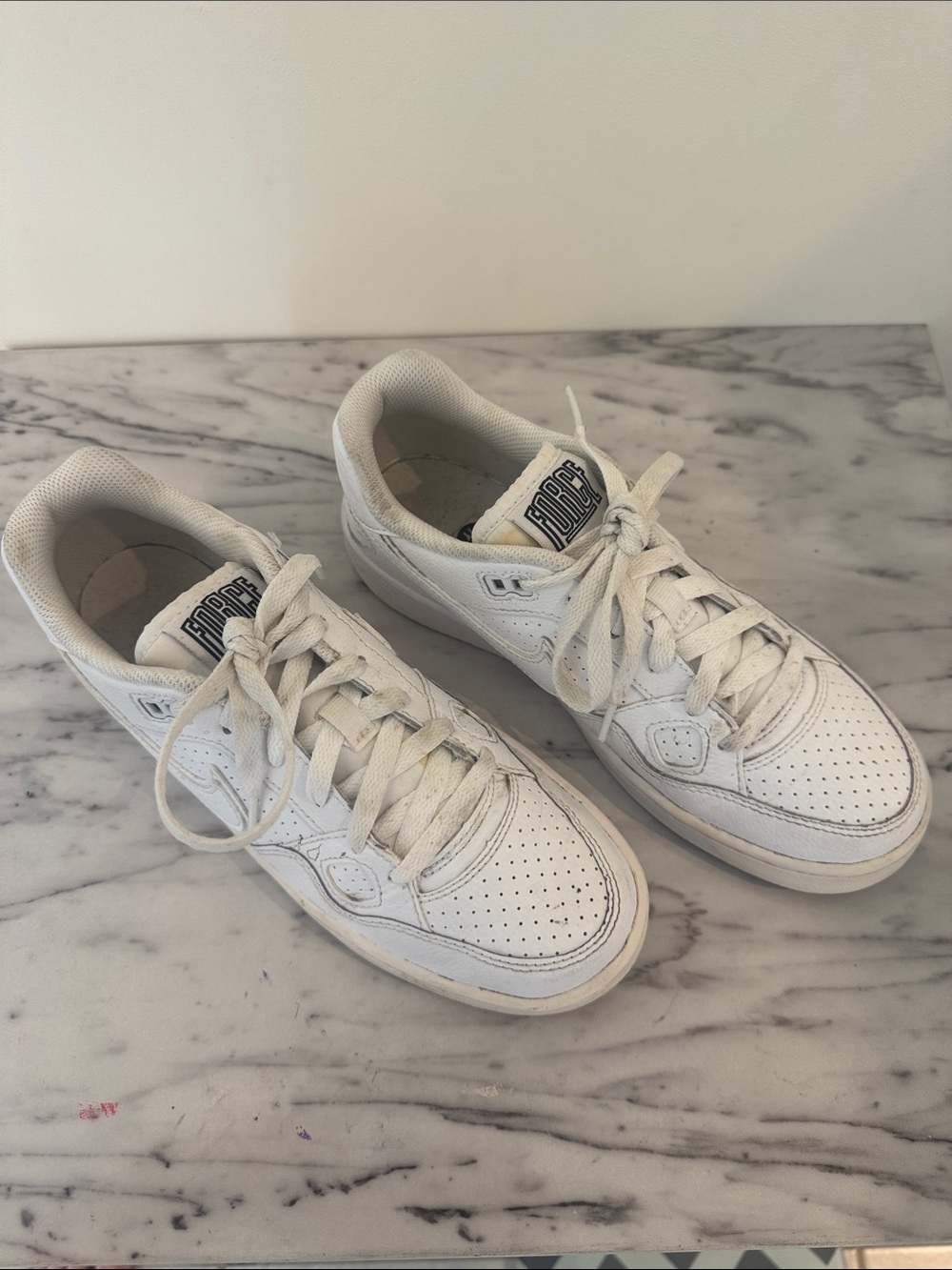 Nike Son of Force Low White Leather Sneakers 7Y / Women’s 8.5